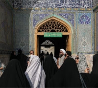 اردوی دانشجویان دانشگاه هنر ایران در حرم مطهر رضوی برگزار شد