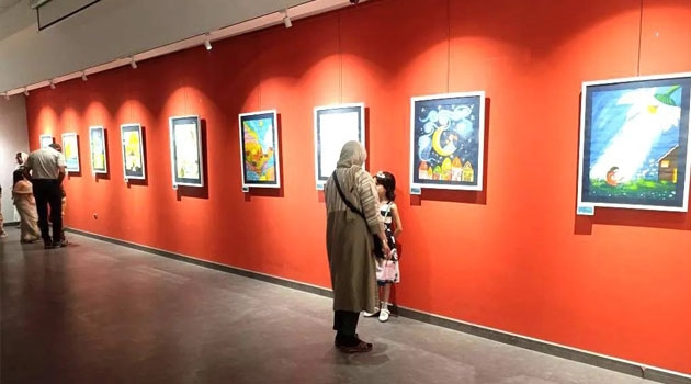 نگارخانه رضوان؛ فرصتی برای دیده‌شدن هنرمندان و روایت هنر در آستان قدس رضوی